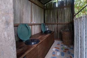 New Ruins Off-The-Grid SuperAdobe Domes with Pool