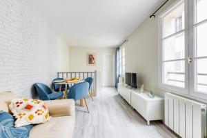 Parking gratuit I Duplex gare 2min I Paris direct15min