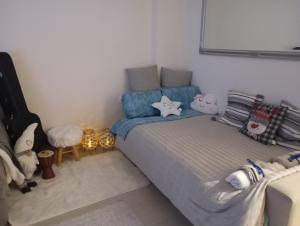 Ηome & Garden with parking close to Olympic Stadium