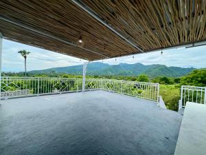 Stunning 2 Bedroom Villa with Pool & Rooftop in Amed - The Myria Villa