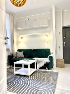 Ogrodowa Art Studio Design 1-Bedroom Apartment, Warsaw