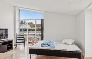 Gorgeous Home In Augustenborg With Wifi