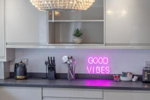 The Kings Height close to Glasgow and Edinburgh