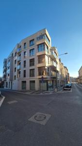 St Wojciech Hill Apartment, free parking, air-conditioning, self check-in 24h