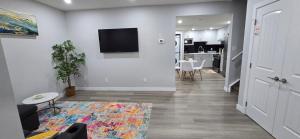 Glacier Comfort Living Suite