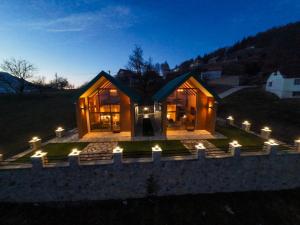 Monte Rustic Chalets