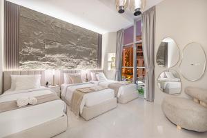 Elegant 3-Bedroom Haven - Panoramic Marina Views