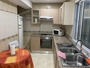 skin standing apartment