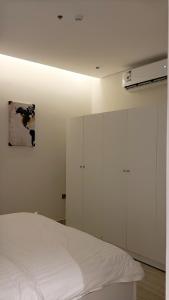 ملاذك الهادي قرب الكورنيش