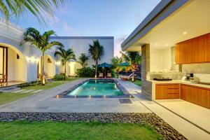 Close to Beach Paddy View 6BR Villa with Billiard