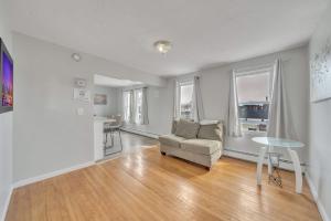 Cozy One Bedroom Suite