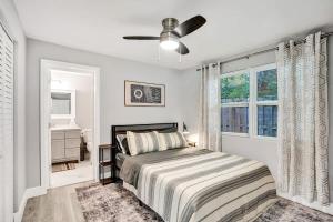 Relaxing 3BR Home Yard 10 Min to Beach