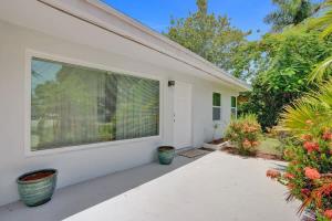 Relaxing 3BR Home Yard 10 Min to Beach