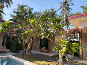 Pinky Bungalows Resort & Villa