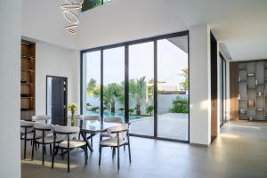 Porchey Private Villa - Free airport pick-up, private transportation and dedicated butler