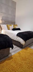 Beautiful Property 15 min drive to City, 5 mins M1