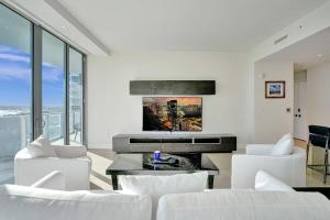 2BR Ocean Views Condo in West Palm