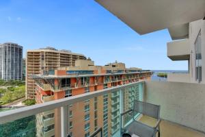 Arya Hotel Studio Views plus Kitchenette plus Parking