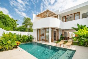 Tropical 3BR Beach Villa Amaya by Orivista