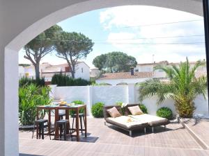 Casa Chic con Piscina Privada y Wi-Fi - HISP-7-80