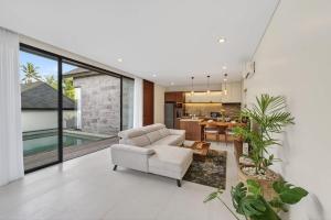 Emerald Hills Villas 2BR in Central Ubud