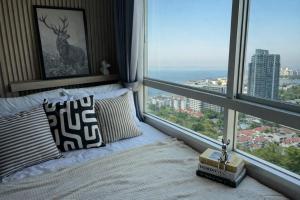 Lumpini Seaview Jomtien Pattaya 21F
