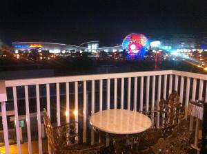 Sea Residences MOA-Eric Apartments