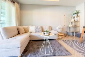 Donkaew minimalist townhouse