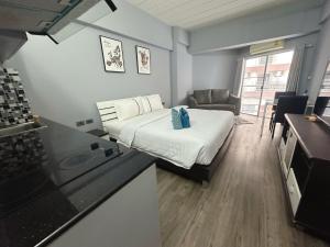 Cozy new renovated Jomtien Beach Condo A3