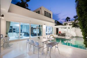 My Story 4BR Pool Villa near Jomtien