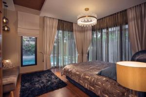 3-bdr Premium Villa in Nai Harn Baan Bua by Neo With Love