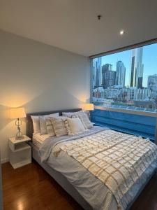 Spacious landmark in the heart of CBD