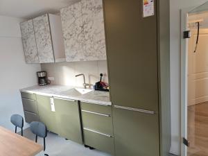 Siegen 2 - Geisweid Work and stay Neu Modernisiert 3 Schlafzimmer Badezimmer Wohnzimmer Balkon