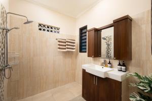 Red Lotus Seminyak Villa