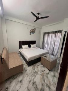 Hotel Aashray Inn