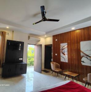 Hotel Krish Elite