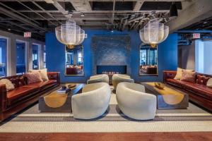 Blueground West Loop gym roof nr Park CHI-1050