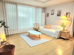 운천 스테이 #운천역3분 #상무지구 #ktx송정역 #광주공항 #김대중컨벤션#1층독채#전용무료주차