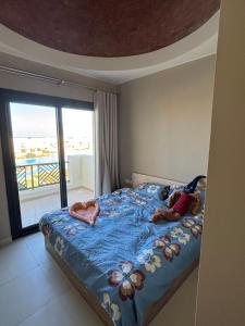 3 bedrooms penthouse with sea view