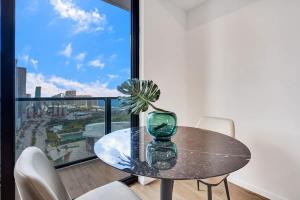 4704 Lux Miami Studio City Bay Views