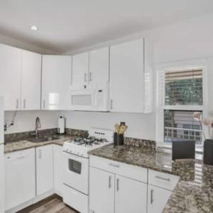 Beach Isles Modern Studio Apartment in Fort Lauderdale