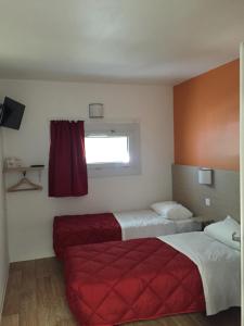 Hotels Premiere Classe Rennes sud Est : Chambre Lits Jumeaux