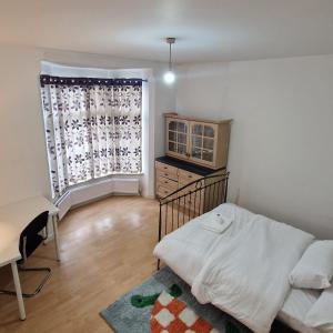 4 Norman House Leicester