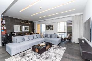 Luxury 2BR Sea View Jumeirah Beach Residence
