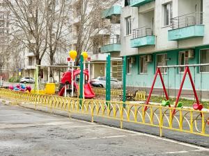Summerlad Mamaia Beach