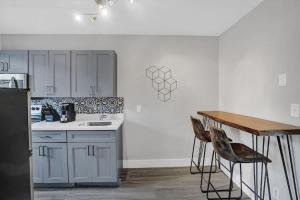 Rustic Retreats Cozy 1BR For 4 Guests In The Heart Of Fort Lauderdale