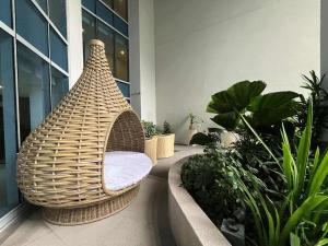 Elegant Central 1BR BGC 11P Uptown Parksuites T2