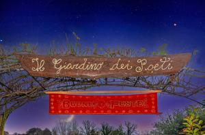 B&B Il Giardino dei Poeti and Apartaments