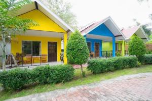 Greenplace-Samed Seahorse