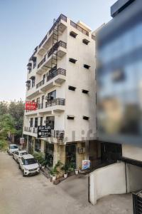 Hotel Airlift at Delhi Airport